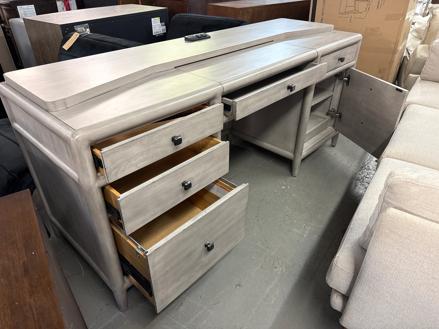 Hooker Furniture Work Your Way Burnham Grey Wood Credenza Desk FFE-1045