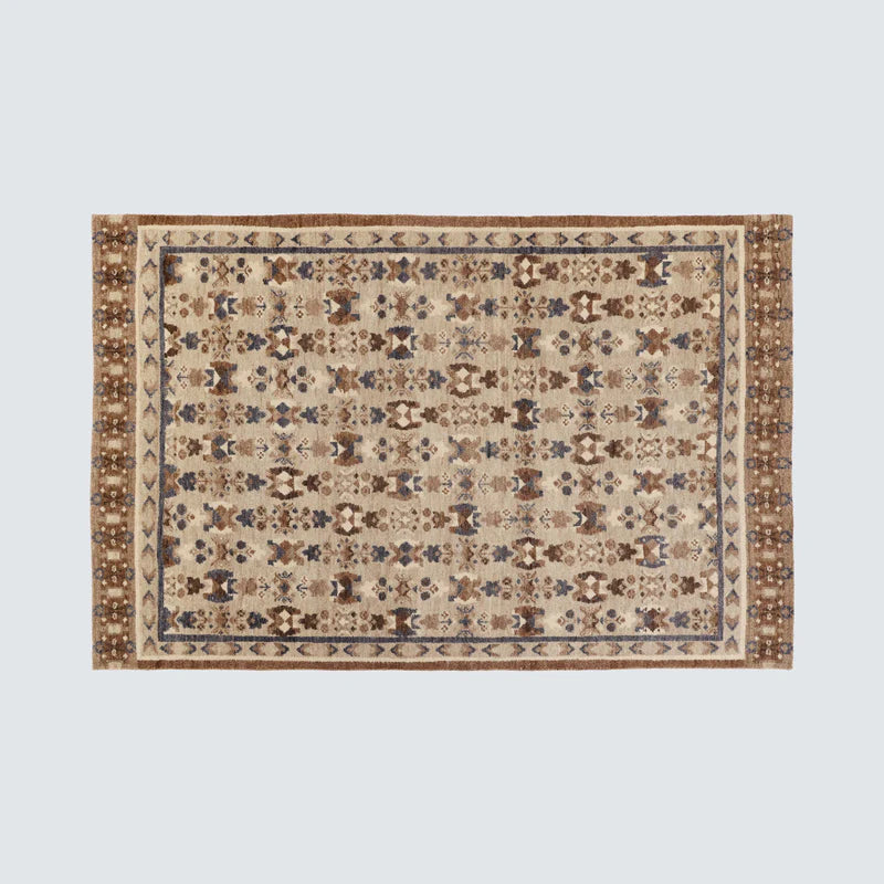 Aisha Hand-Knotted Taupe Area Rug Hand Made in India FFE-1528