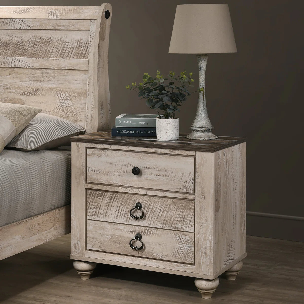 Rosalind Wheeler Anoka 4 Piece Bedroom Set Nightstands Chest Mirror FFE-745