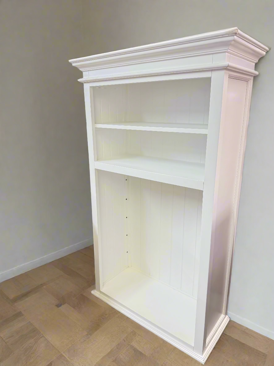 4 Shelf Adjustable White Bookcase w Shiplap Back FFE-798