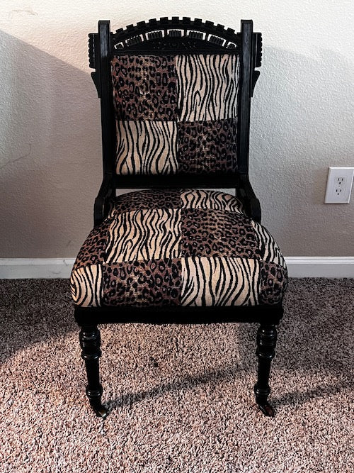 Zebra Leopard Print Antique Fringe Edge Parlor Chair GW245-5