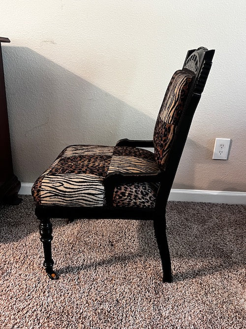 Zebra Leopard Print Antique Fringe Edge Parlor Chair GW245-5