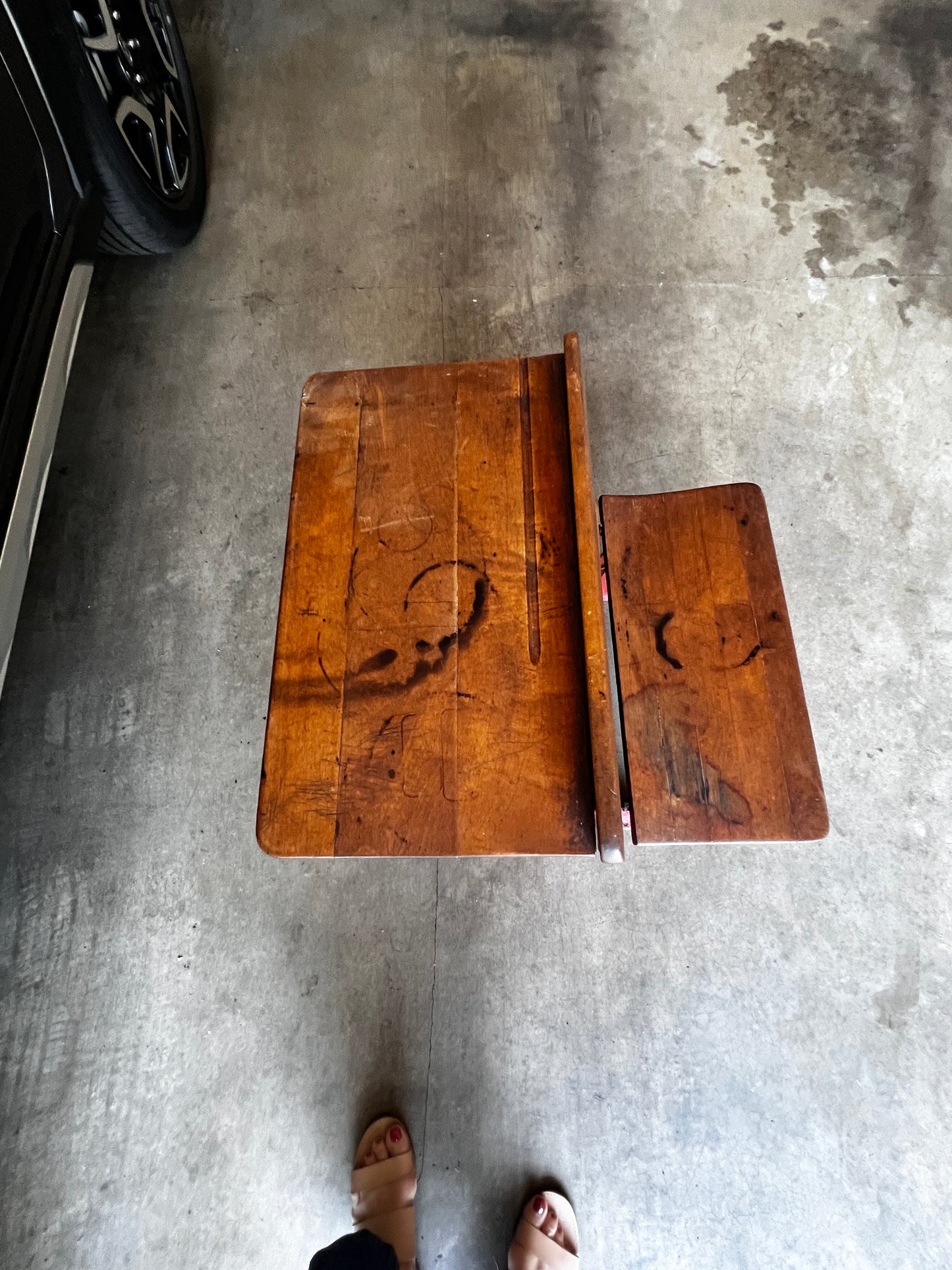 Childrens School Desk Antique 1920's w Cast Iron Sides JA254-4