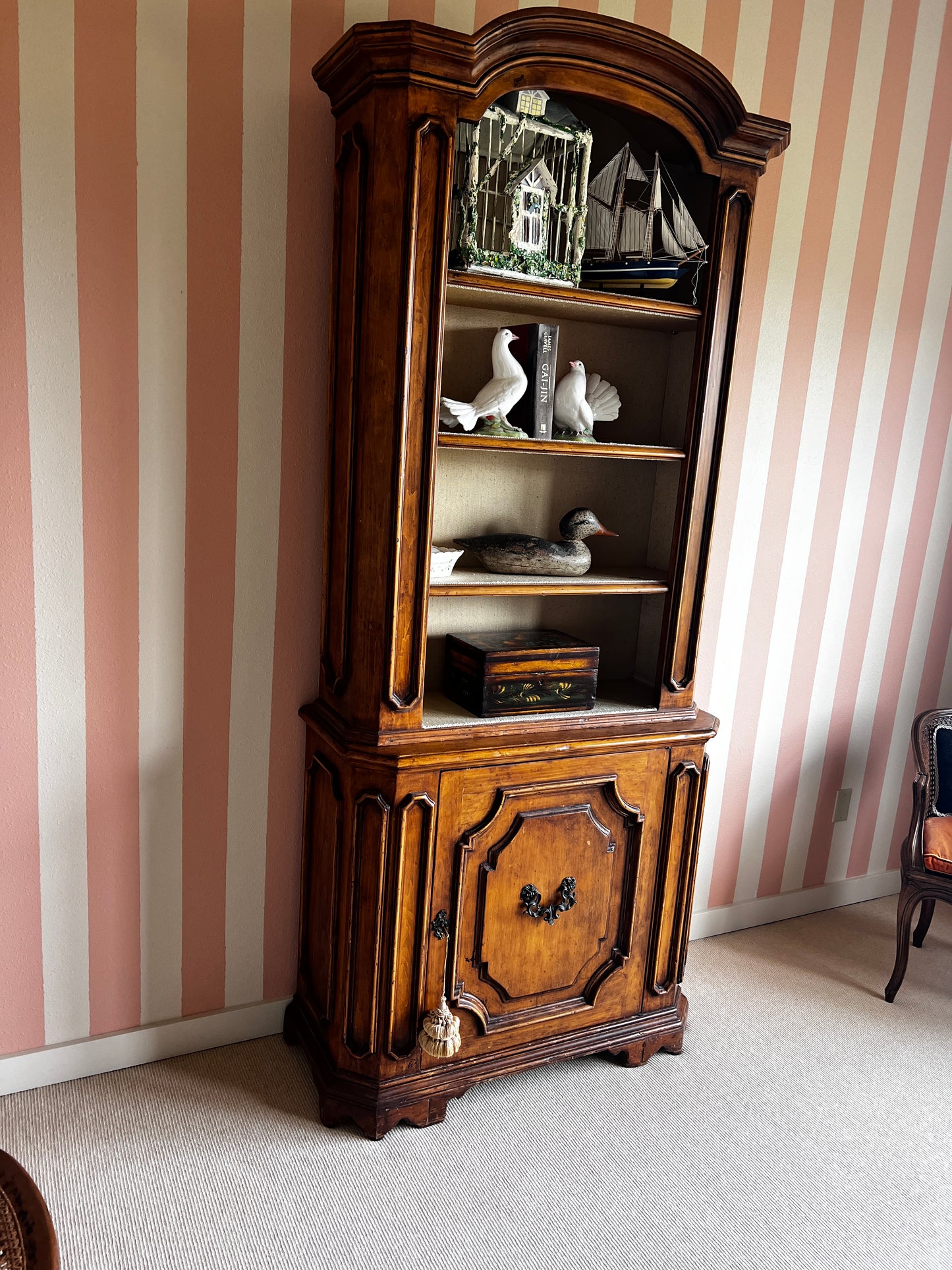 Antique Linen Lined Bookcase Cabinet BG273-15