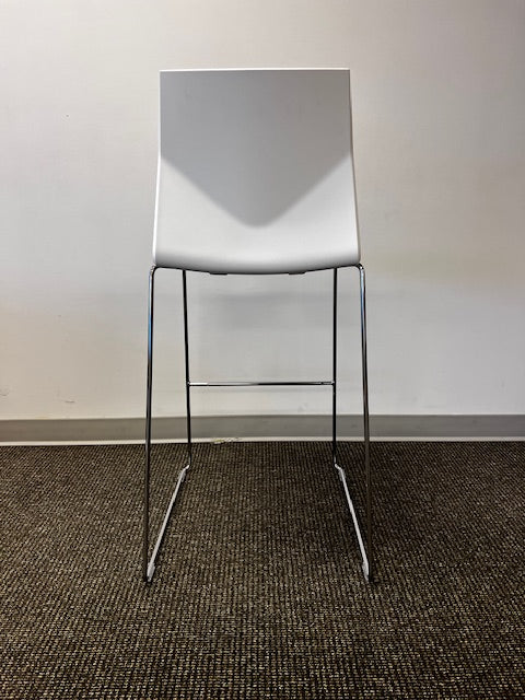 Hightower FOURCast Design White Counter Stool WDI224-6