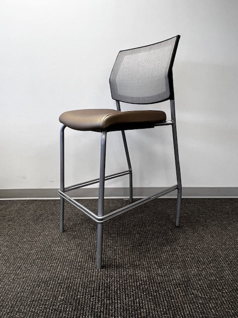 Sit on It Seating Focus Side Gold Counter Stool Mesh Back WDI224-8
