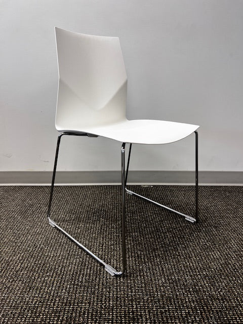 High Tower Strand + Hvass FourCast White Side Chair WDI224-13