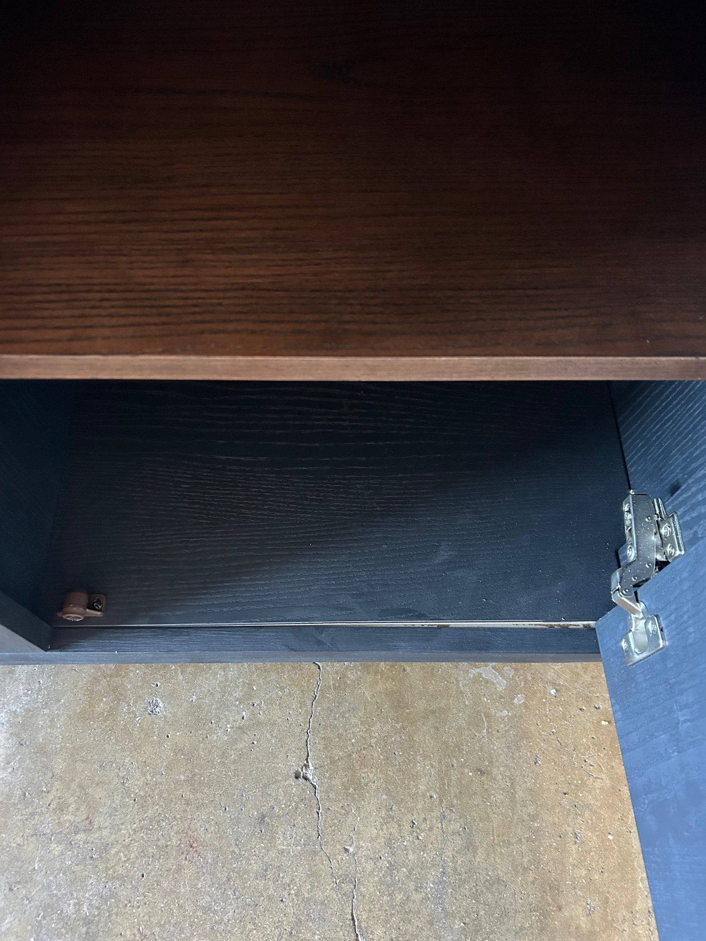 TOV FURNITURE Marlow Wood Media Entertainment Cabinet Sideboard Console FFE-1304