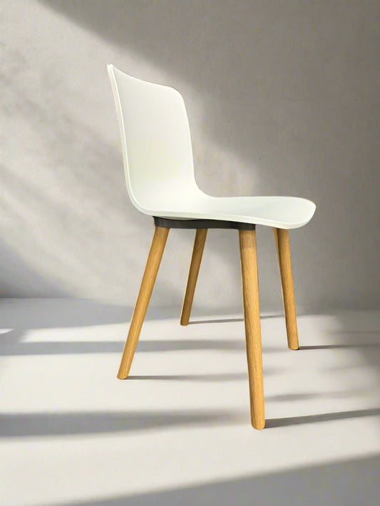 Vitra White w Wooden Legs Jasper Morrison HAL Wood Chair FFE258-152