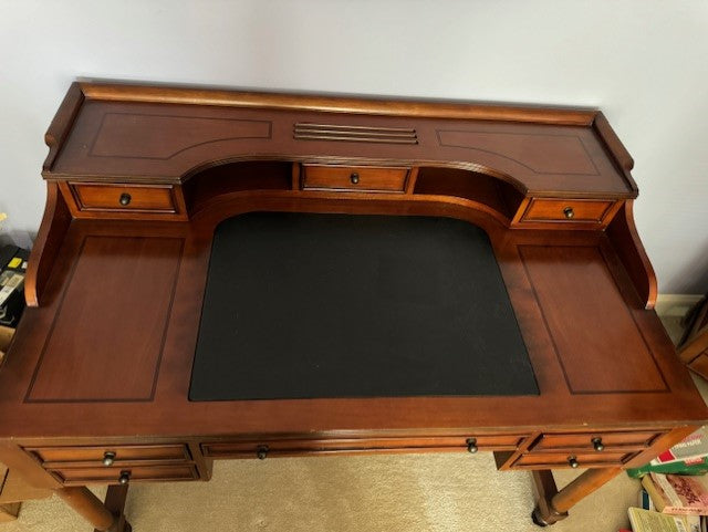 Vintage Desk w Hutch & Leather Writing Area KC236-9