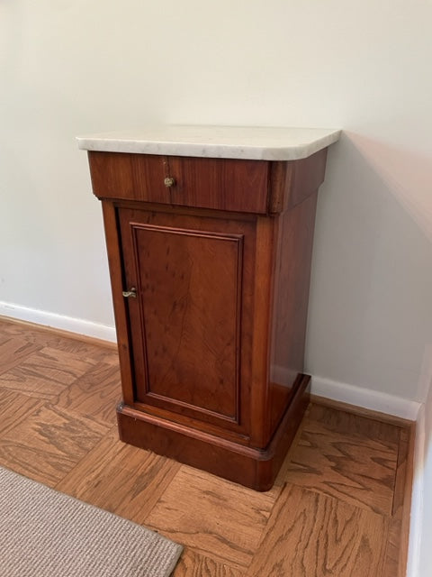 Victorian Antique Marble Top Bedside End / Accent Table JV189-2