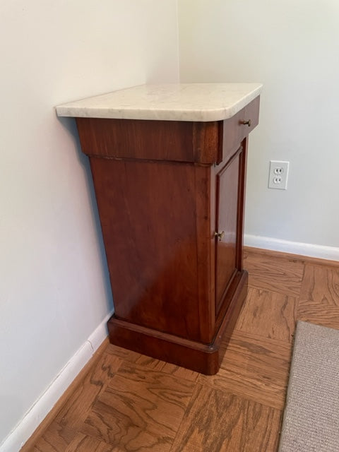 Victorian Antique Marble Top Bedside End / Accent Table JV189-2
