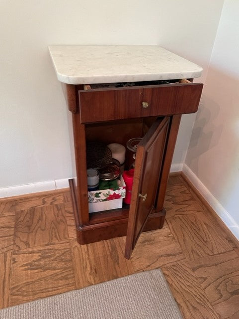 Victorian Antique Marble Top Bedside End / Accent Table JV189-2