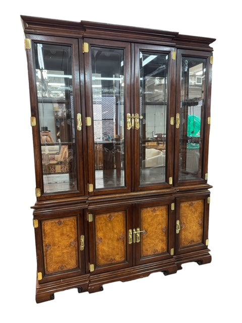 Chinoiserie Asian Chippendale Lighted China Cabinet EK221-244