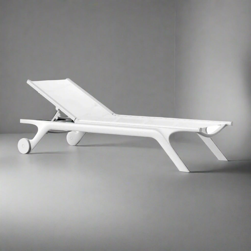 Vondom White Africa Stackable Sun Lounger (Set of 4) FFE258-163