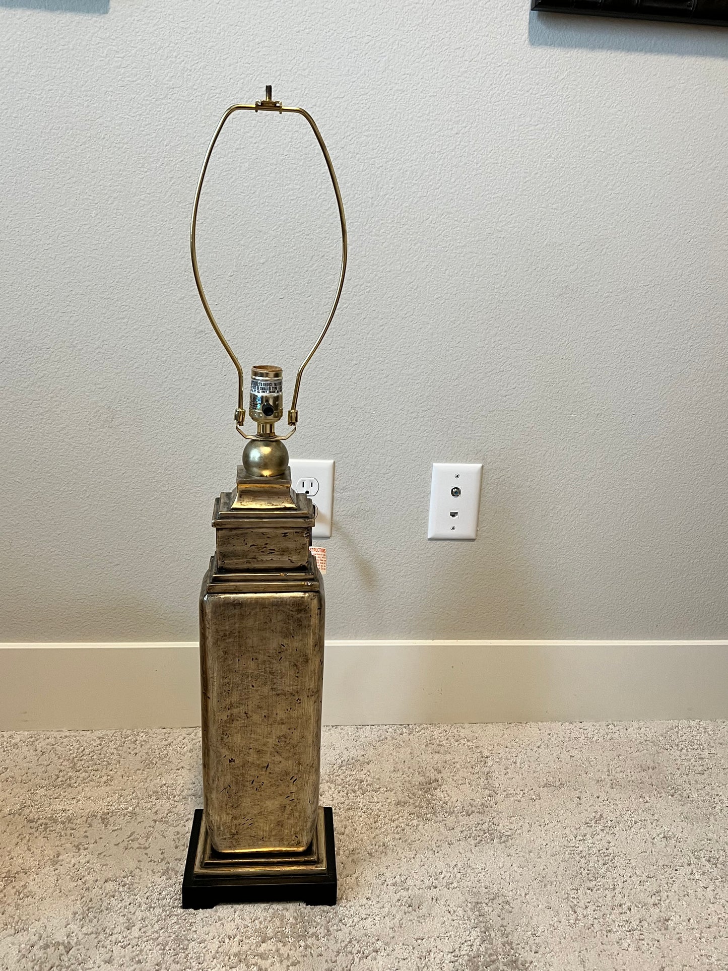 Gold Square Column Sculptural Table Lamp SH134-2