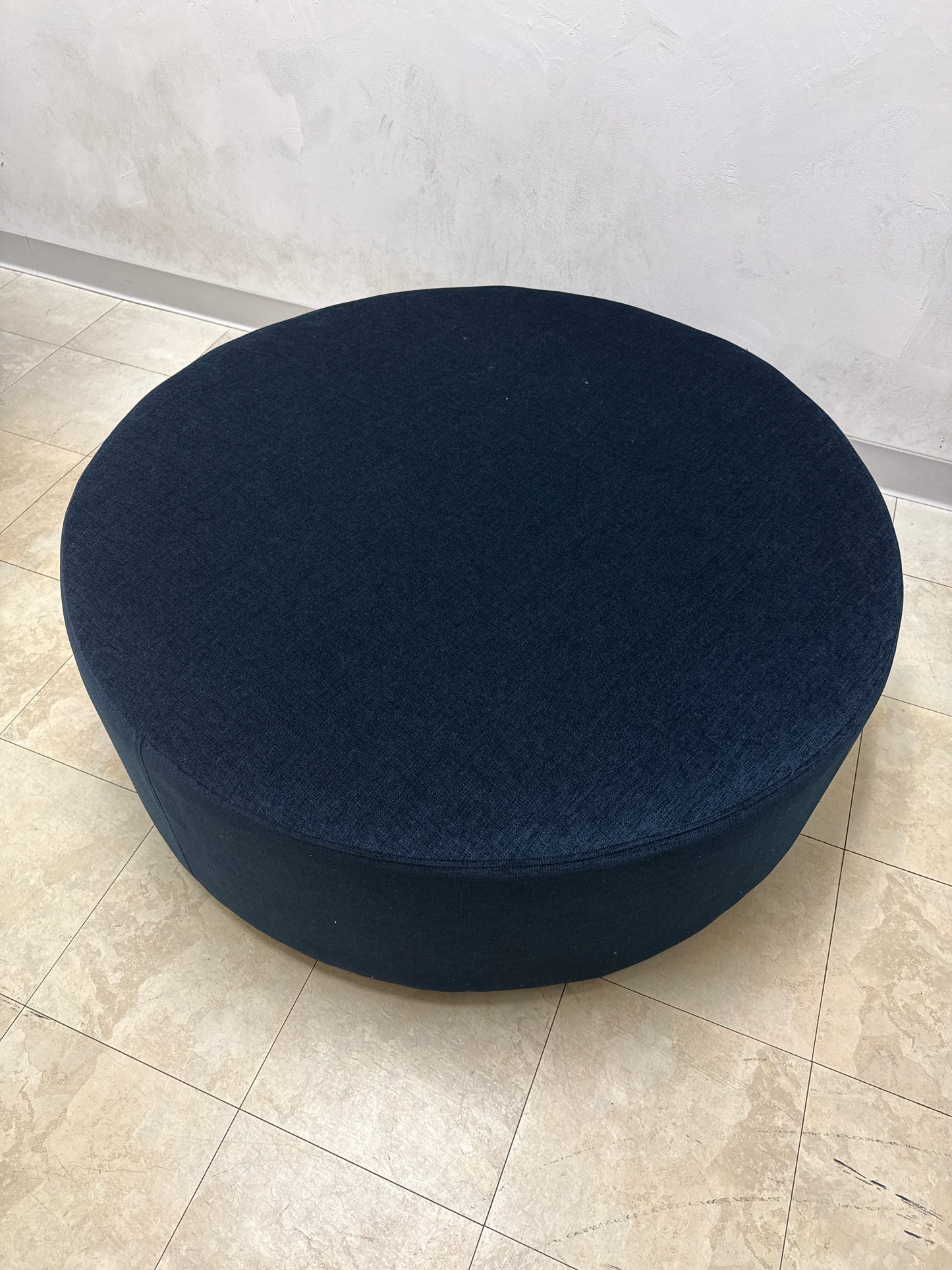 The Inside Havenly Pavement Luxe Linen Round Cocktail Black Ottoman FFE-818