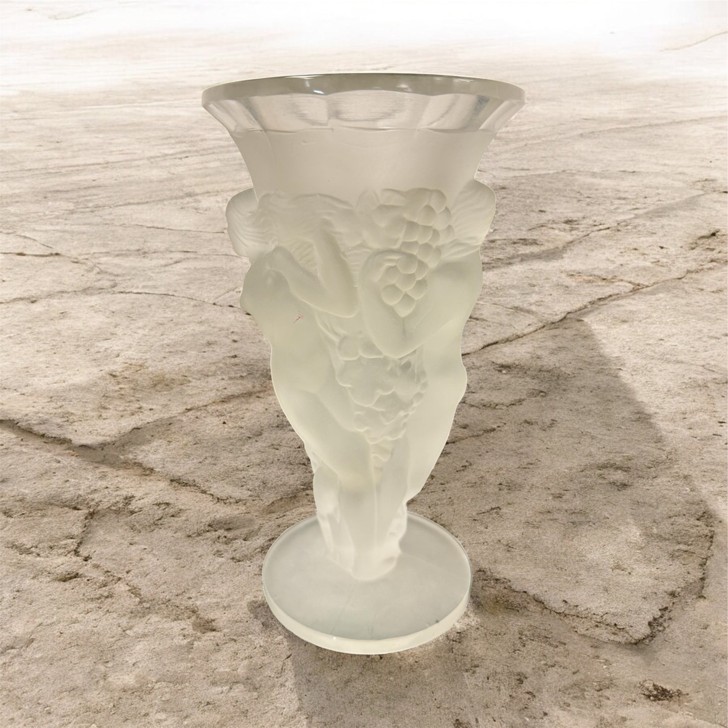 Bohemia Desna Grape Harvest Nude Vase HR23