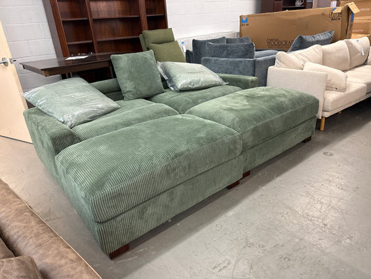 Wade Logan Green Shira 4 Pc Corduroy Sofa Couch w 2 Ottomans FFE-779