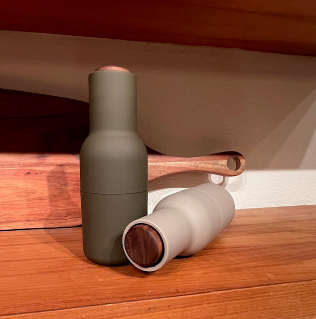 Audo Copenhagen Bottle Grinders (Set of 2) Hunting Green and Beige / Walnut FFW-1144