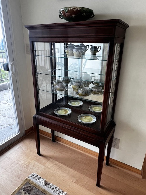 China Hutch/ Display Curio Cabinet w/Sliding Door JY241-4