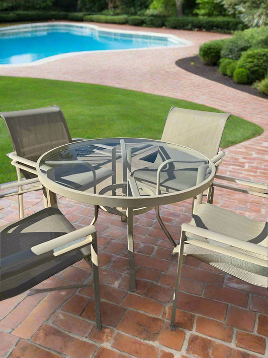 Winston Outdoor Antique Bisque 42 in Round Dining Table SH134-5