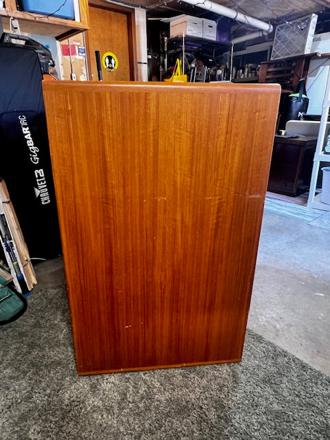 Mid Century Modern Teak Cabinet/TV Cabinet/Dry Bar DH250-1