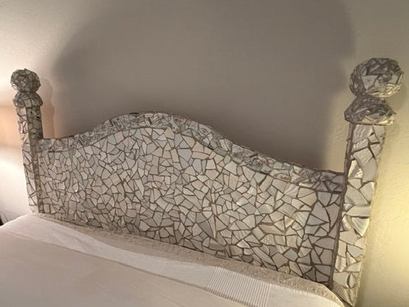 European Pique Assiette Mosaic Queen Size Bed Frame - JY01