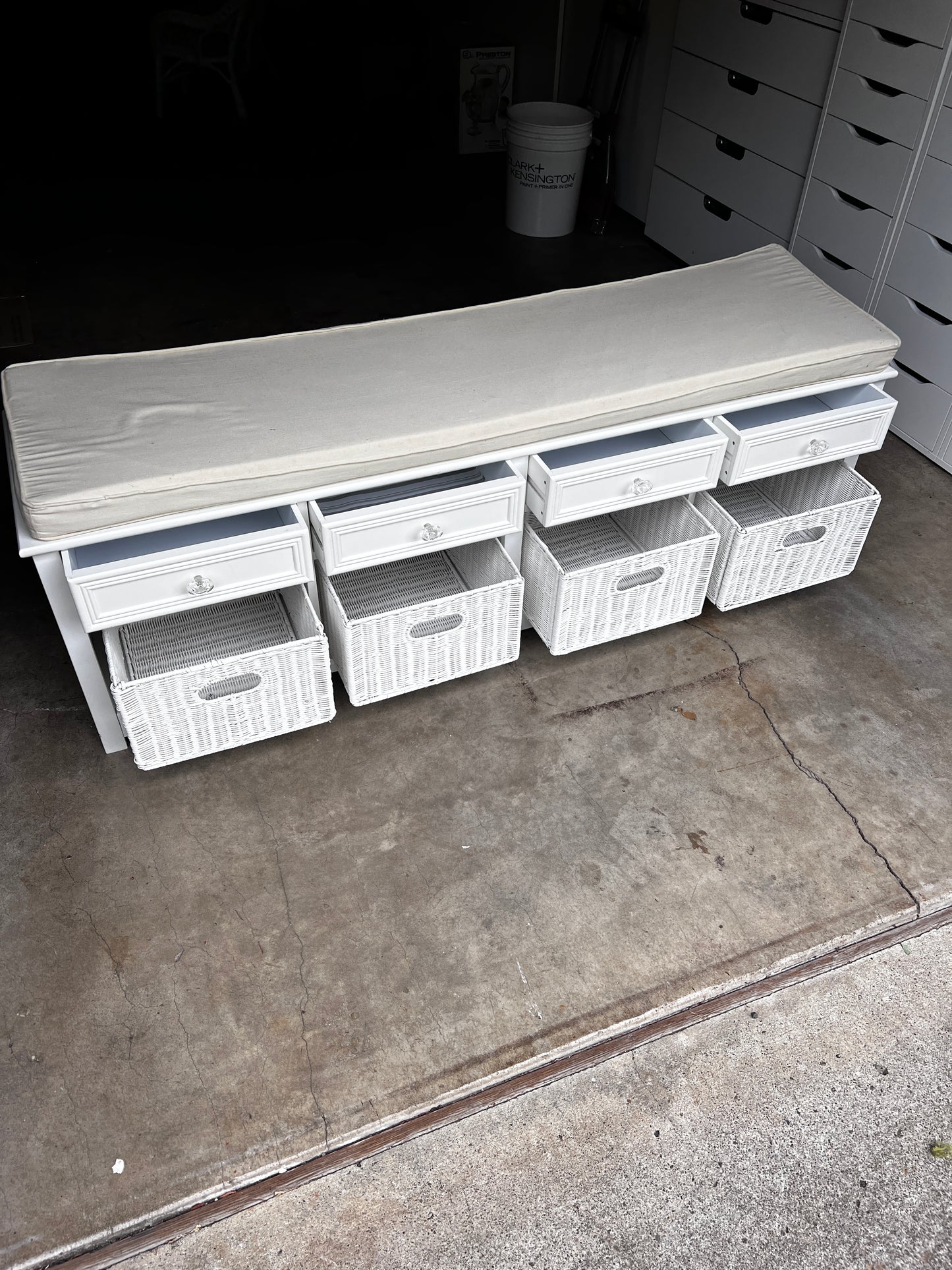 White Storage Bench with Drawers & Cubbies w/Baskets & Top Cushion WM249-10