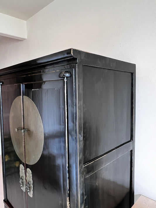 Large Antique Black Lacquer Chinese Wedding Cabinet BG273-17