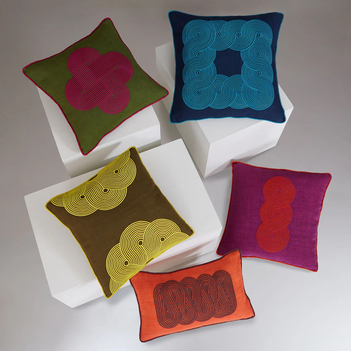 Jonathon Adler Pompidou Olive Plus Throw Pillow FFW-1331