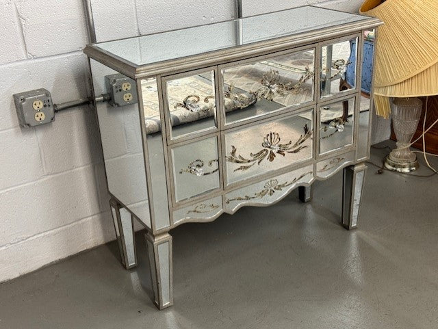 Privilege Mirrored Ornate Hollywood Silver 6 Drawer Dresser EK221-103