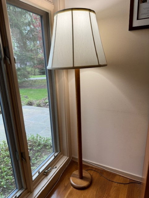 Mid Century Modern Teak Floor Lamp KV232-27