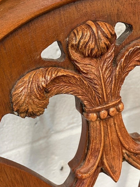 Duncan Phyfe Style Carved Wood Shield Back Arm Chair EK221-42